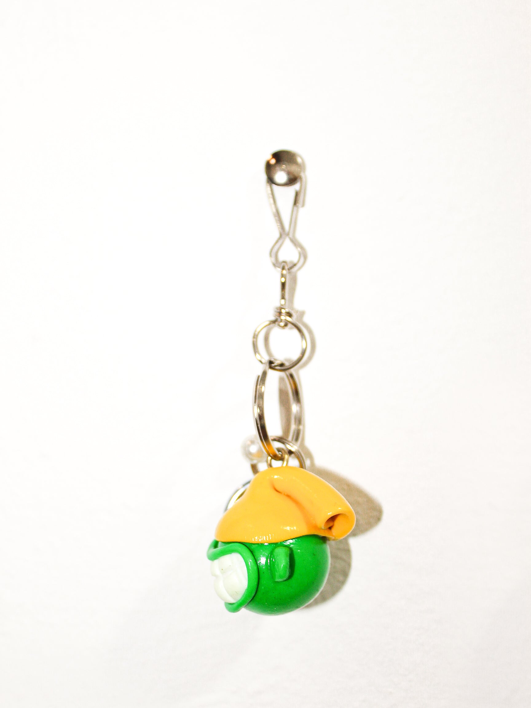 HEAD KEYCHAIN — HANDMADE
