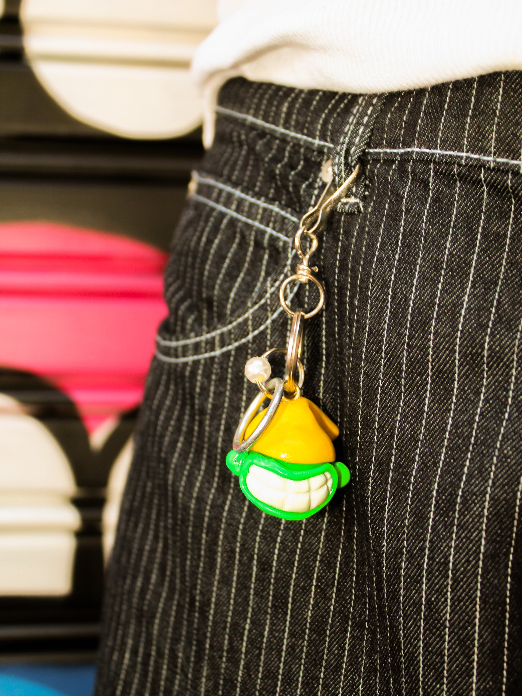 HEAD KEYCHAIN — HANDMADE