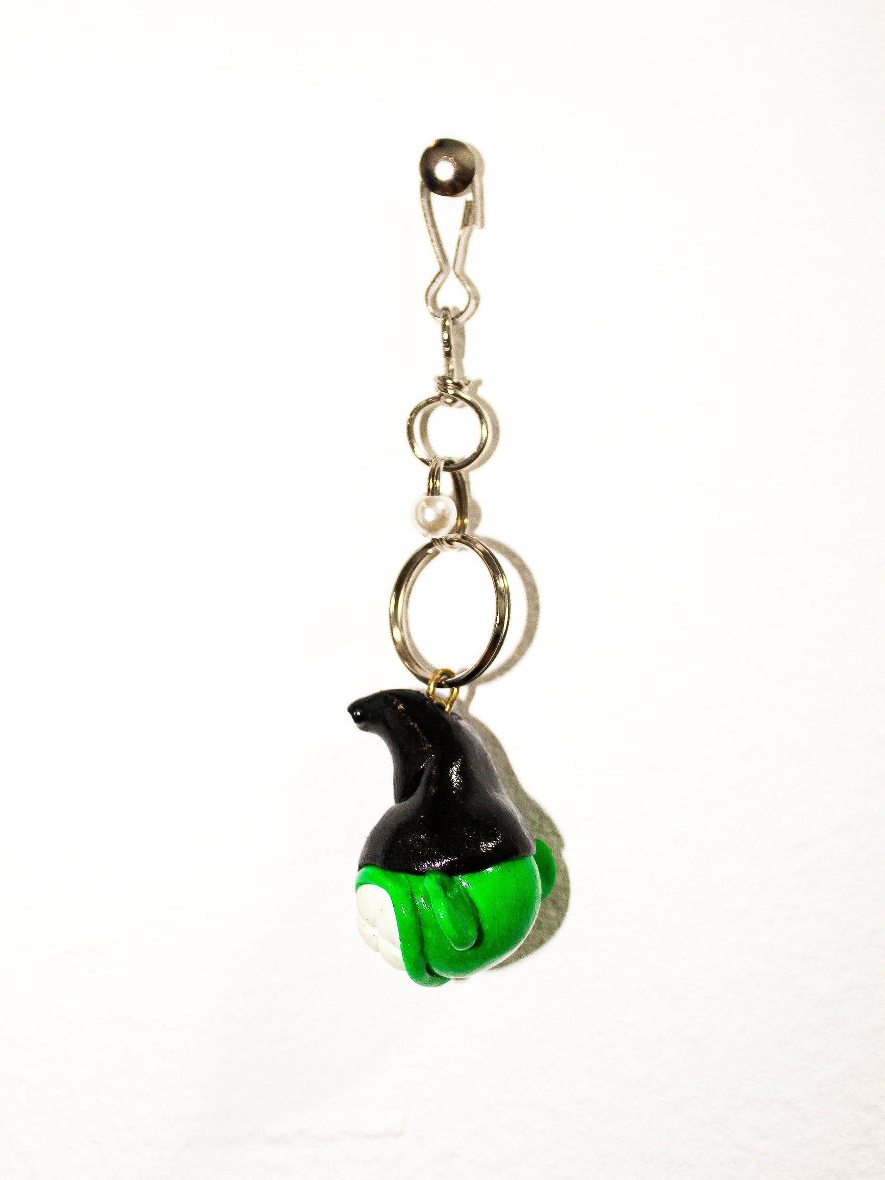HEAD KEYCHAIN — HANDMADE