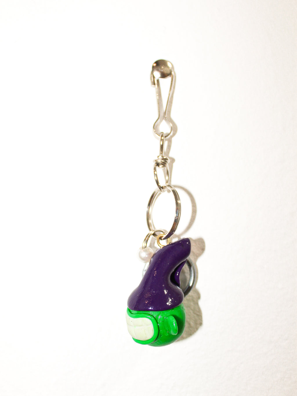 HEAD KEYCHAIN — HANDMADE