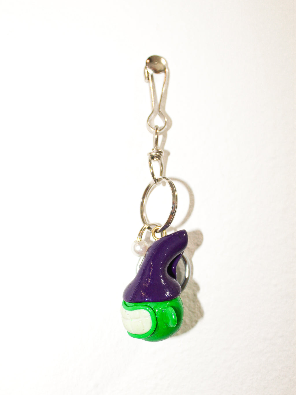 HEAD KEYCHAIN — HANDMADE