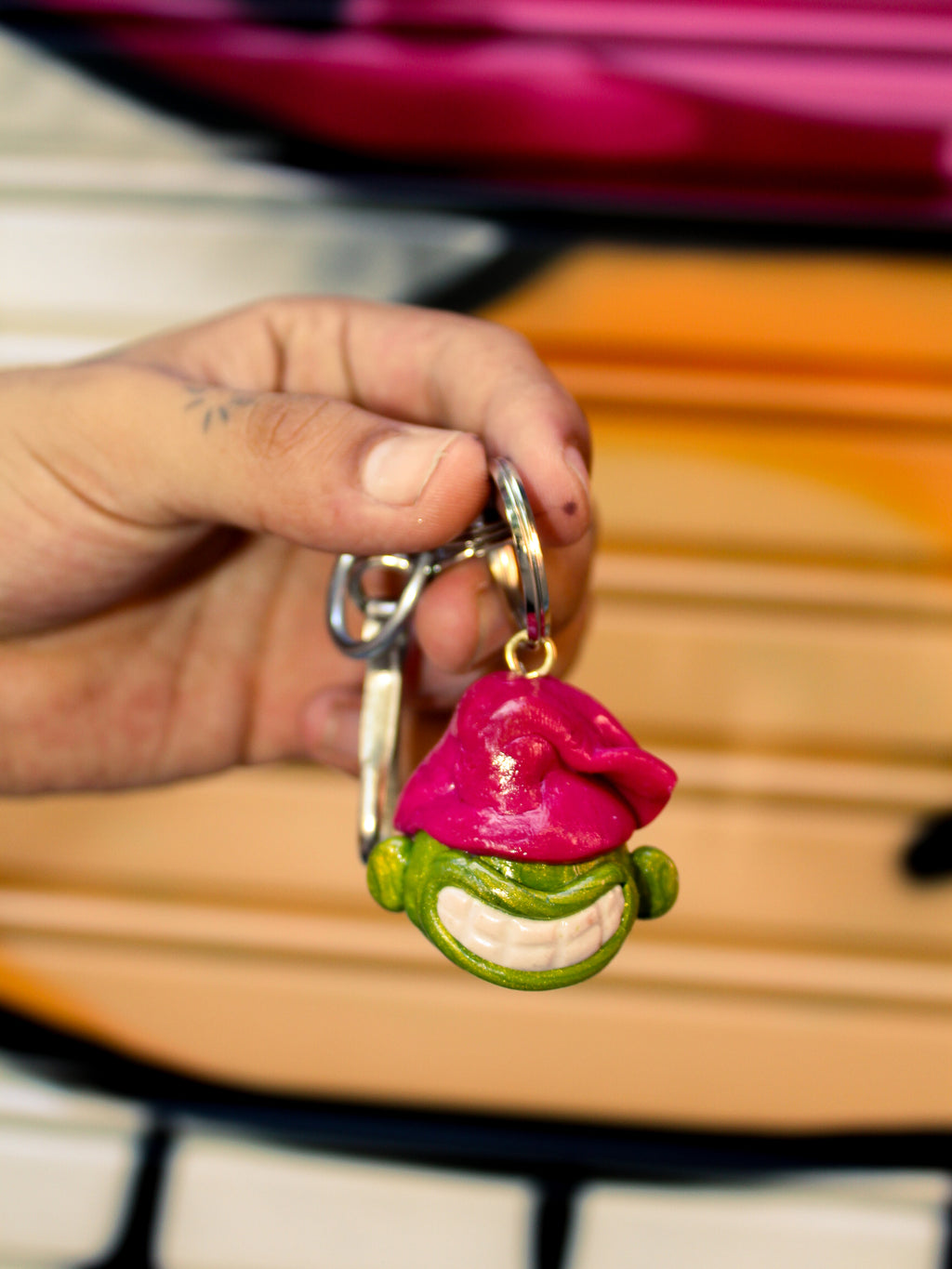 HEAD KEYCHAIN — HANDMADE