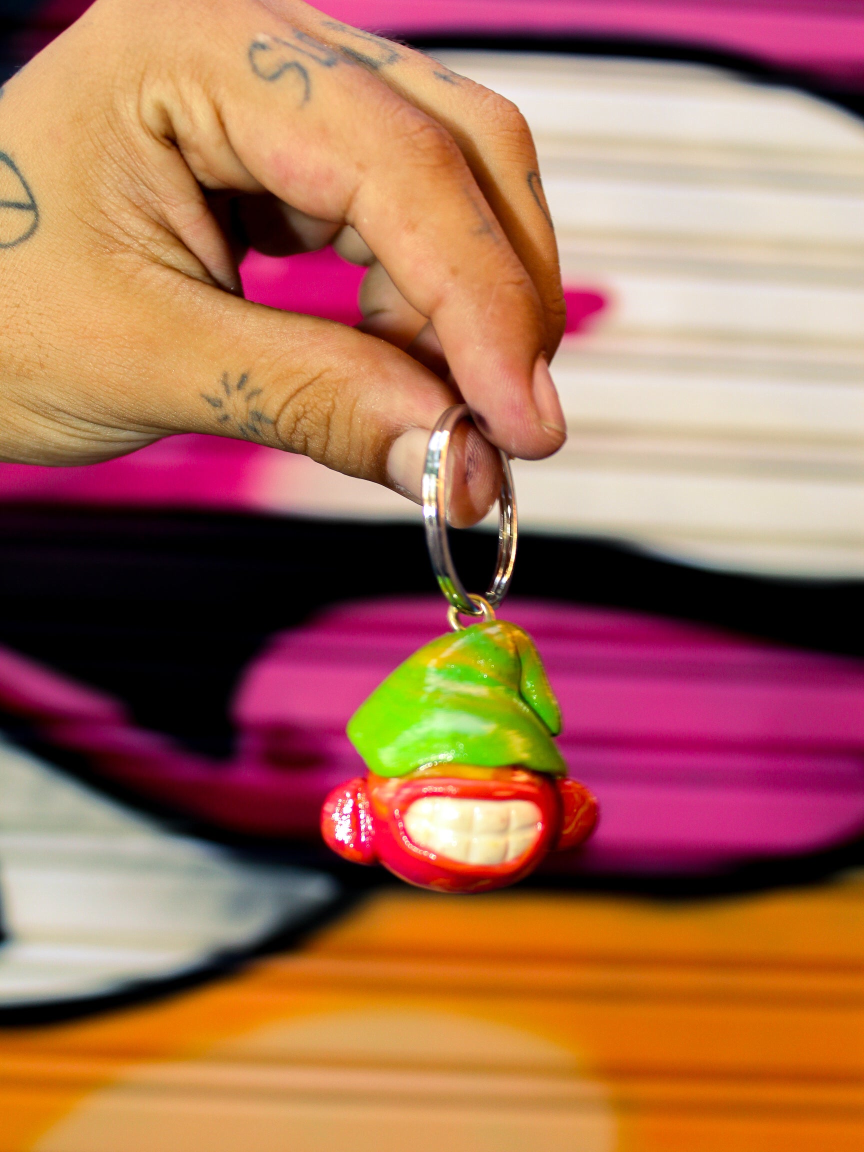 HEAD KEYCHAIN — HANDMADE