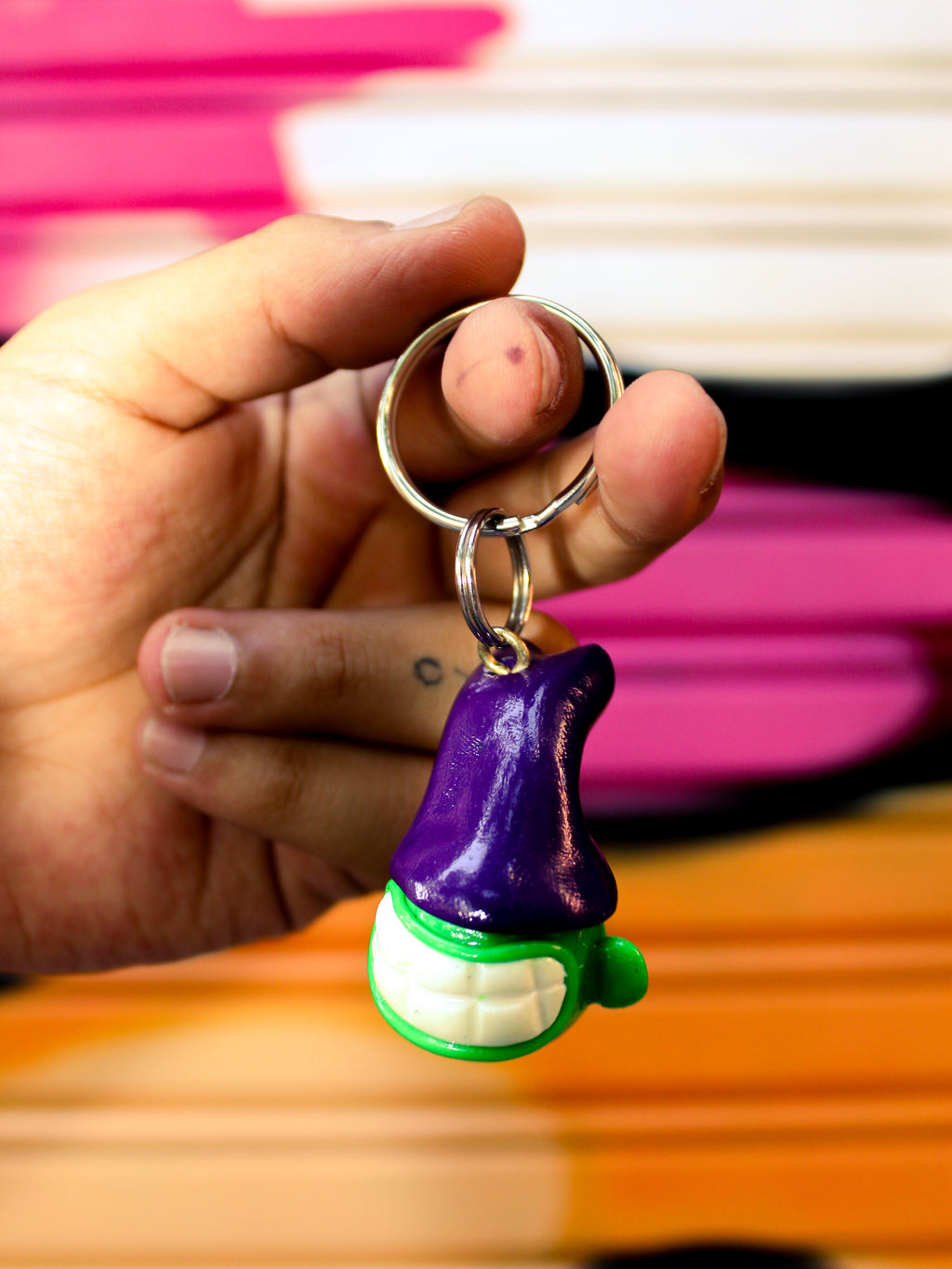 HEAD KEYCHAIN — HANDMADE