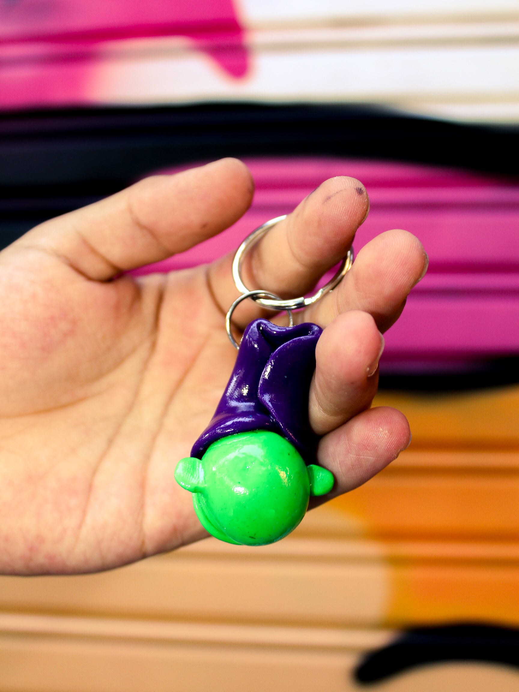 HEAD KEYCHAIN — HANDMADE