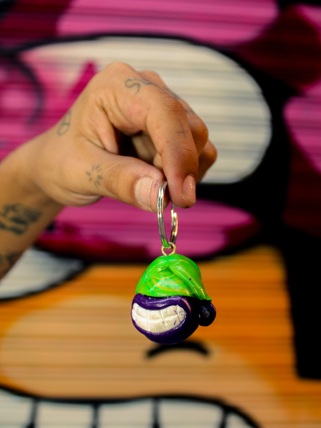 HEAD KEYCHAIN — HANDMADE