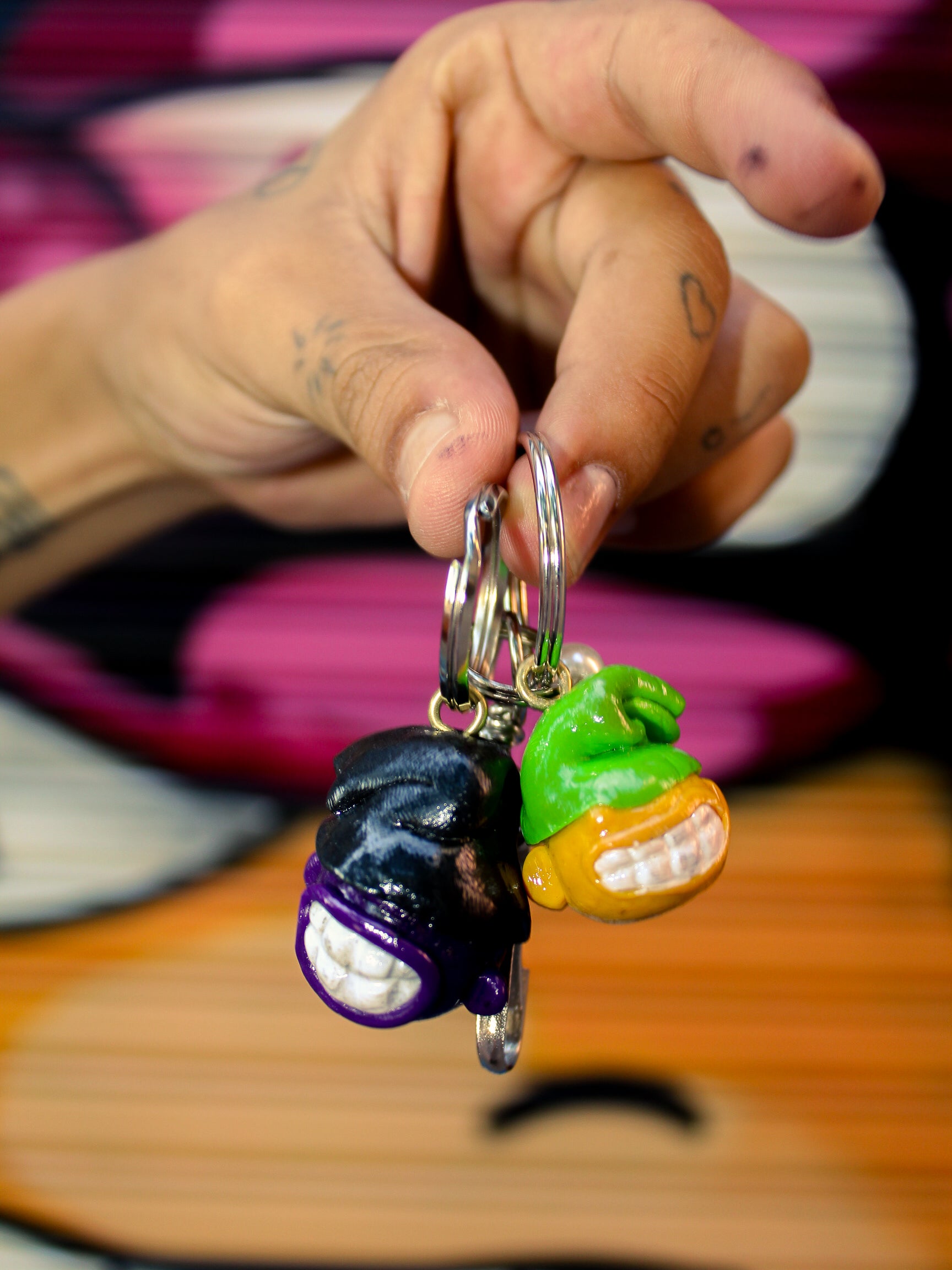 HEAD KEYCHAIN — HANDMADE