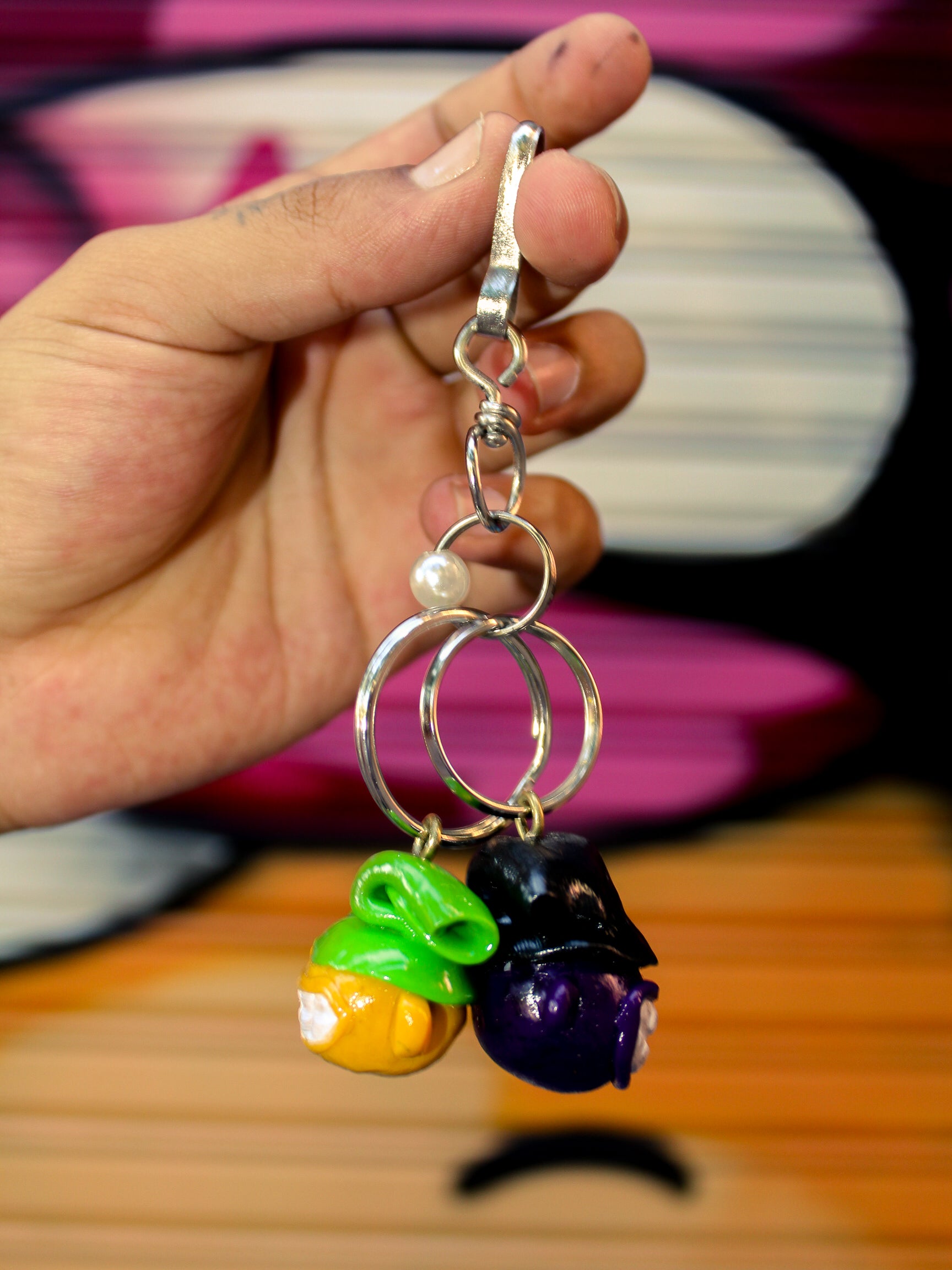 HEAD KEYCHAIN — HANDMADE