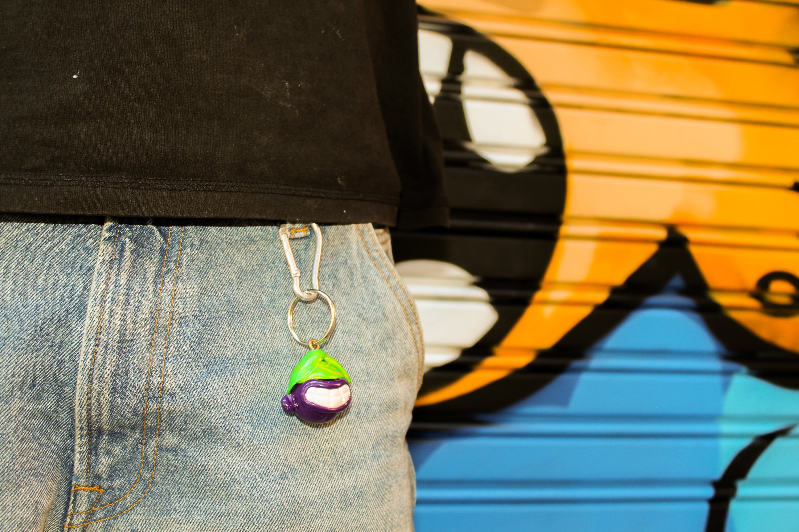 HEAD KEYCHAIN — HANDMADE