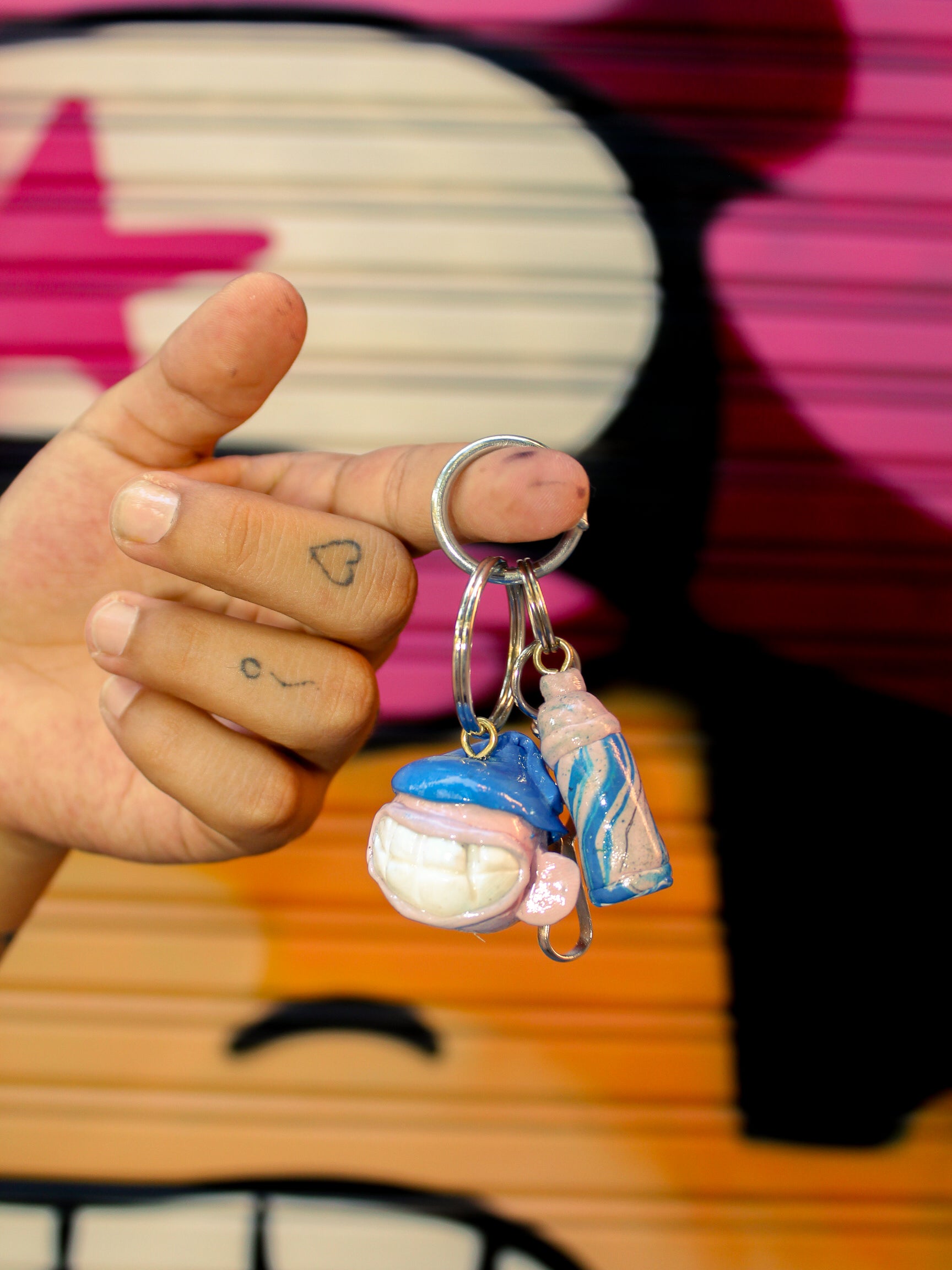 HEAD KEYCHAIN — HANDMADE